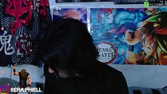 Snapshot of Seraphiell chatting on January 17, 12:04 am Seraphiell online show from January 17, 12:04 am