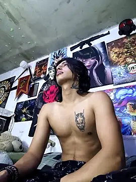 Snapshot of Seraphiell chatting on February 11, 12:21 am Seraphiell online show from February 11, 12:21 am