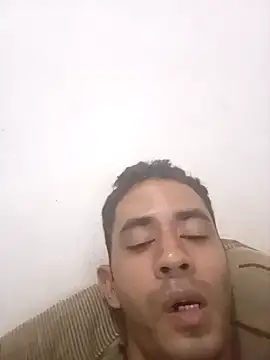 malvadinho69134 online show from December 20, 7:00 am