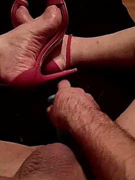 Crossedsissy online show from December 21, 6:48 am