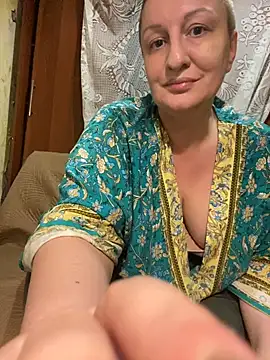 Snapshot of FetishIris chatting on September 19, 4:55 pm FetishIris online show from September 19, 4:55 pm