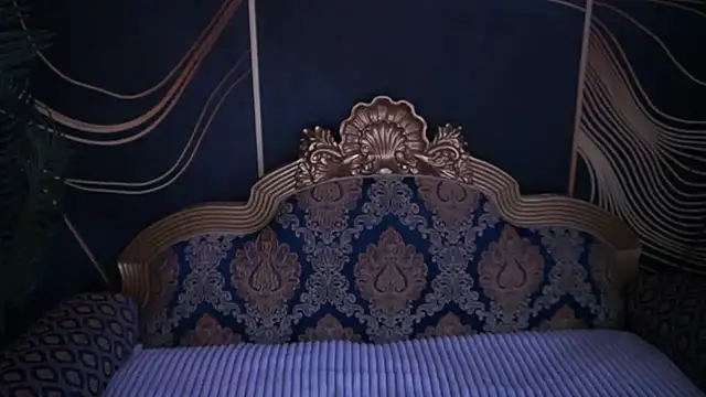 Snapshot of IvyLaurent chatting on November 19, 9:42 am IvyLaurent online show from November 19, 9:42 am