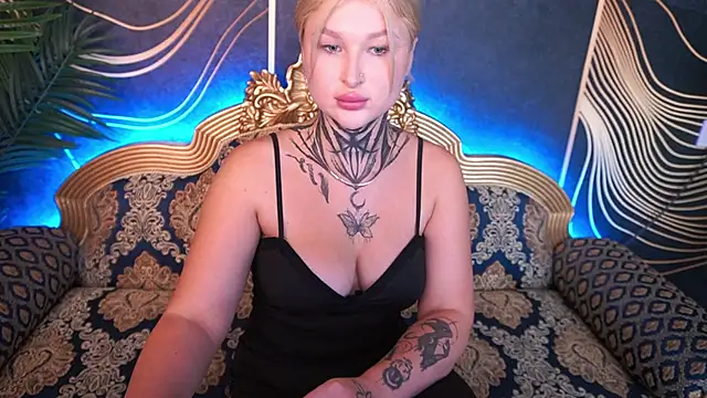 Snapshot of IvyLaurent chatting on September 23, 12:45 pm IvyLaurent online show from September 23, 12:45 pm