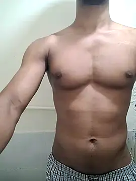 Snapshot of hi_itz_robin chatting on November 28, 9:15 pm hi itz robin online show from November 28, 9:15 pm