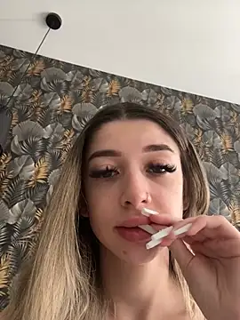 OdetteMason online show from April 14, 9:58 am