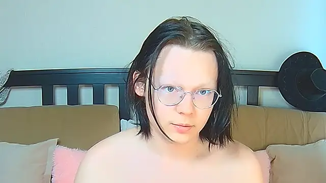 Derek Carter online show from May 7, 12:30 pm
