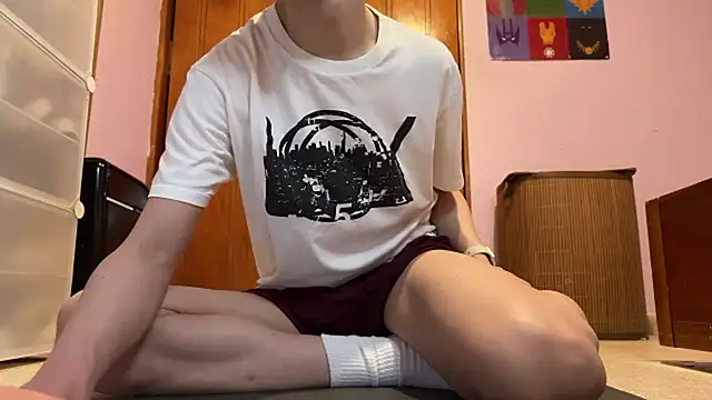 Snapshot of DylanNewell chatting on September 25, 10:38 pm DylanNewell online show from September 25, 10:38 pm