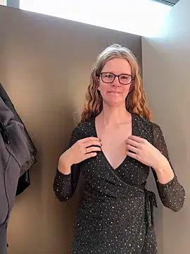 Bikergirl 97 online show from December 19, 9:44 am