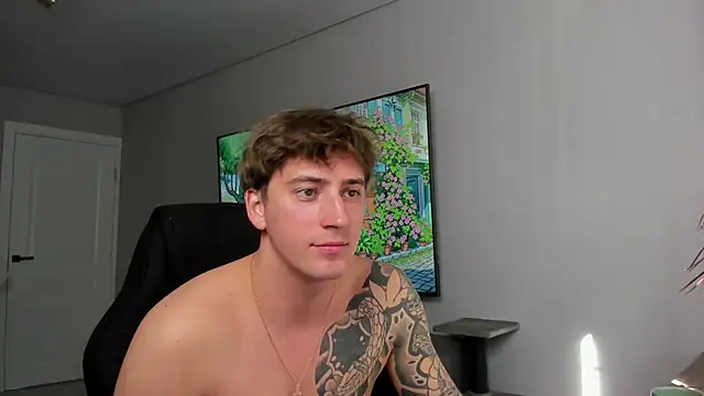 DaniHort online show from April 21, 8:43 am