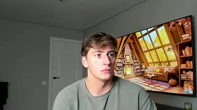 Snapshot of DaniHort chatting on October 24, 8:35 am DaniHort online show from October 24, 8:35 am