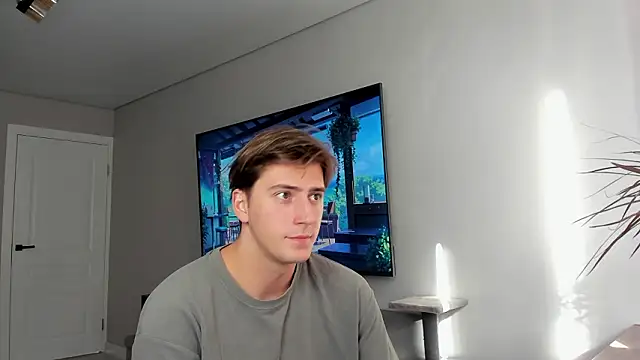 DaniHort online show from March 3, 8:21 am