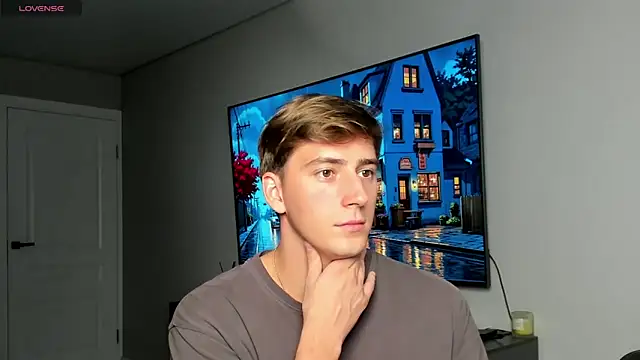 Snapshot of DaniHort chatting on October 11, 2:29 pm DaniHort online show from October 11, 2:29 pm