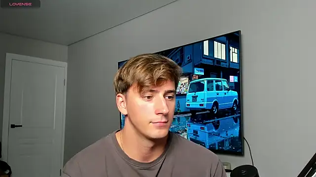 Snapshot of DaniHort chatting on October 10, 1:23 pm DaniHort online show from October 10, 1:23 pm