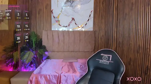 juanita tay online show from March 31, 11:34 am