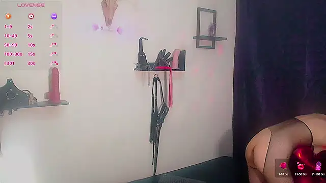DakariaHills  online show from June 15, 3:07 am