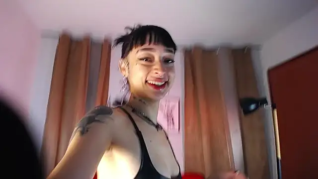 Snapshot of DakariaHills_ chatting on October 25, 2:50 pm DakariaHills online show from October 25, 2:50 pm