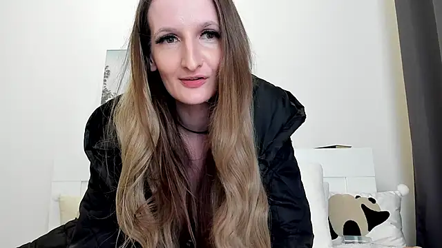 Kitty Player online show from April 9, 6:58 pm