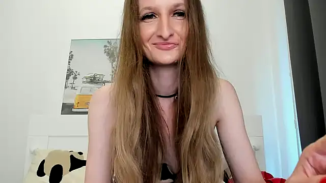 Snapshot of Kitty_Player chatting on June 12, 10:24 am Kitty Player online show from June 12, 10:24 am
