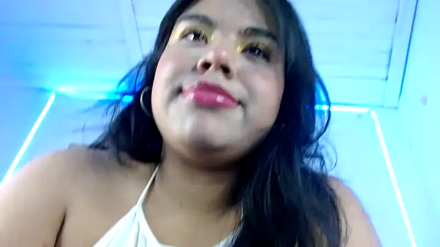 samantha-pettie online show from May 13, 12:06 am