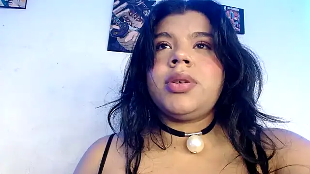 samantha-pettie online show from May 23, 7:02 pm