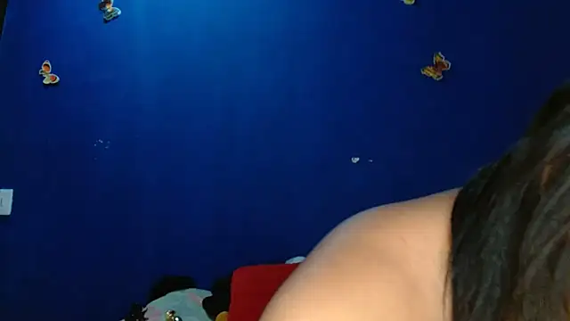 samantha-pettie online show from December 2, 8:43 pm