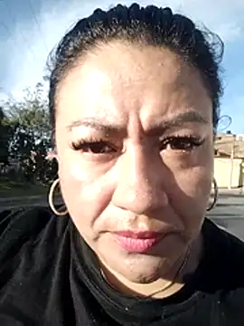 Clunita online show from January 11, 12:12 pm