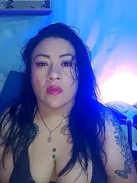 Clunita online show from December 1, 9:54 am