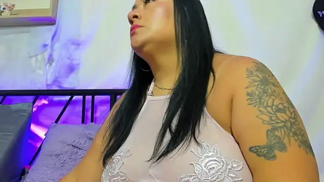 Clunita online show from January 7, 4:23 pm