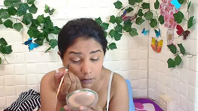 Snapshot of IndiaSexyStripper4u chatting on October 13, 5:25 pm IndiaSexyStripper4u online show from October 13, 5:25 pm