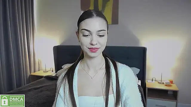 Snapshot of elza_rose chatting on April 25, 10:40 am elza rose online show from April 25, 10:40 am