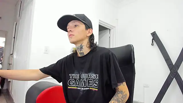 StraightBoy Nick online show from April 13, 9:52 pm