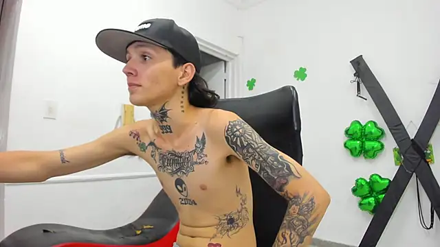 StraightBoy Nick online show from March 28, 9:27 pm