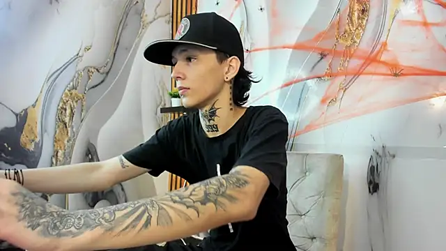 StraightBoy Nick online show from November 7, 3:11 am