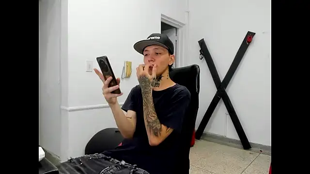 StraightBoy Nick online show from May 6, 8:02 pm