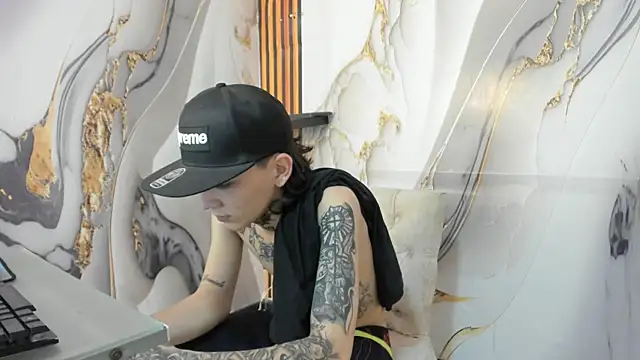 StraightBoy Nick online show from February 23, 4:25 am