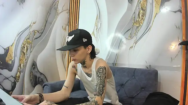 StraightBoy Nick online show from October 26, 1:39 am