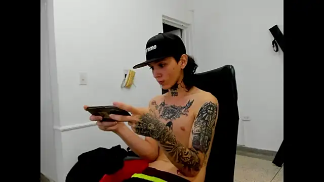 StraightBoy Nick online show from April 20, 9:27 pm