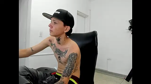 StraightBoy Nick online show from May 14, 4:09 am