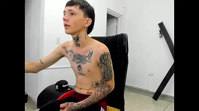 StraightBoy Nick online show from April 29, 7:53 pm