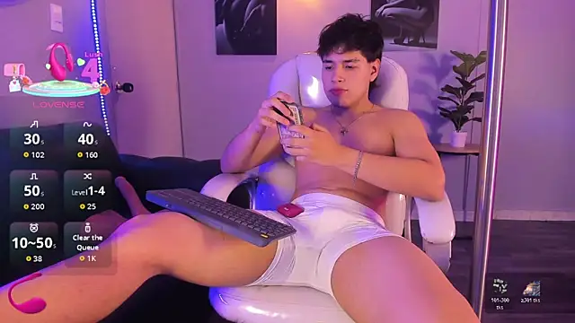 Jordan 24  online show from March 12, 9:52 pm