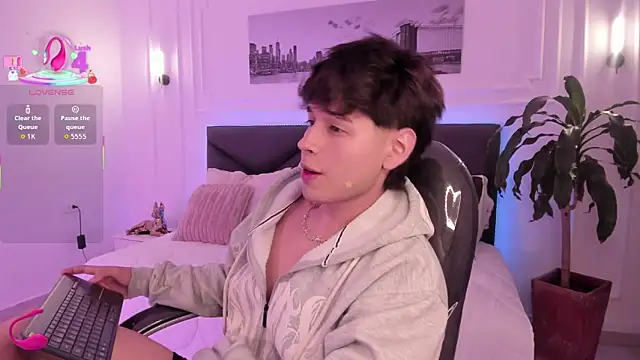 Jordan 24  online show from November 24, 9:59 pm