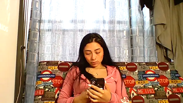 sara gomez1  online show from February 16, 9:02 pm