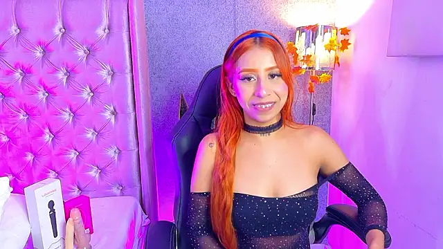 Snapshot of laila_stilwiills chatting on February 18, 5:05 am laila stilwiills online show from February 18, 5:05 am