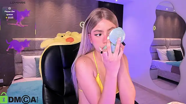 Arinextdoor online show from October 27, 9:38 pm