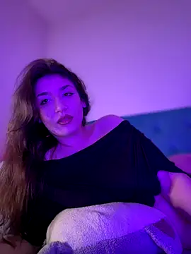 ScarletBloom  online show from November 22, 4:17 pm