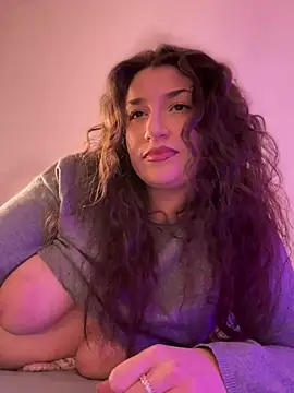 ScarletBloom  online show from March 1, 6:19 pm