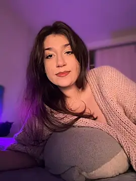 ScarletBloom  online show from November 30, 9:04 pm