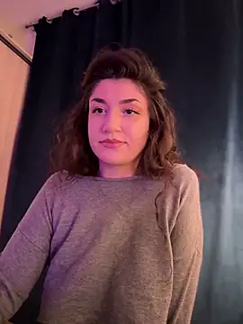 ScarletBloom  online show from February 21, 6:10 pm