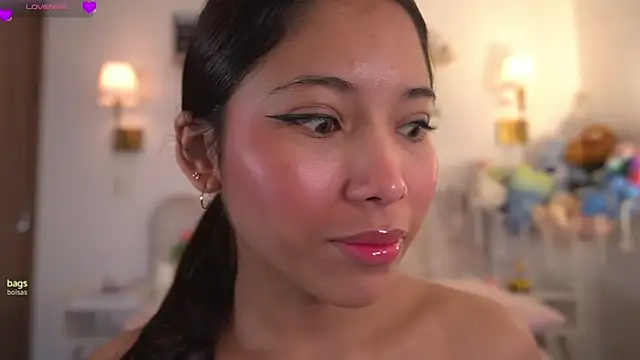 violeth     online show from March 26, 1:20 pm