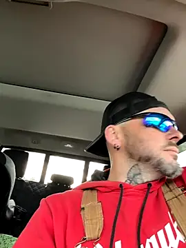 ontarioman401 online show from November 21, 8:08 pm